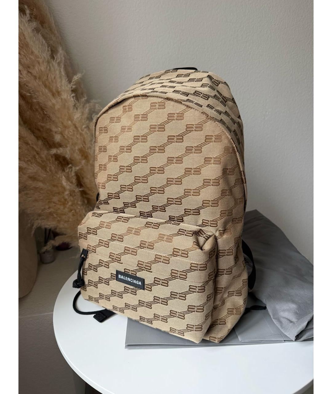 BALENCIAGA Бежевый тканевый рюкзак, фото 2