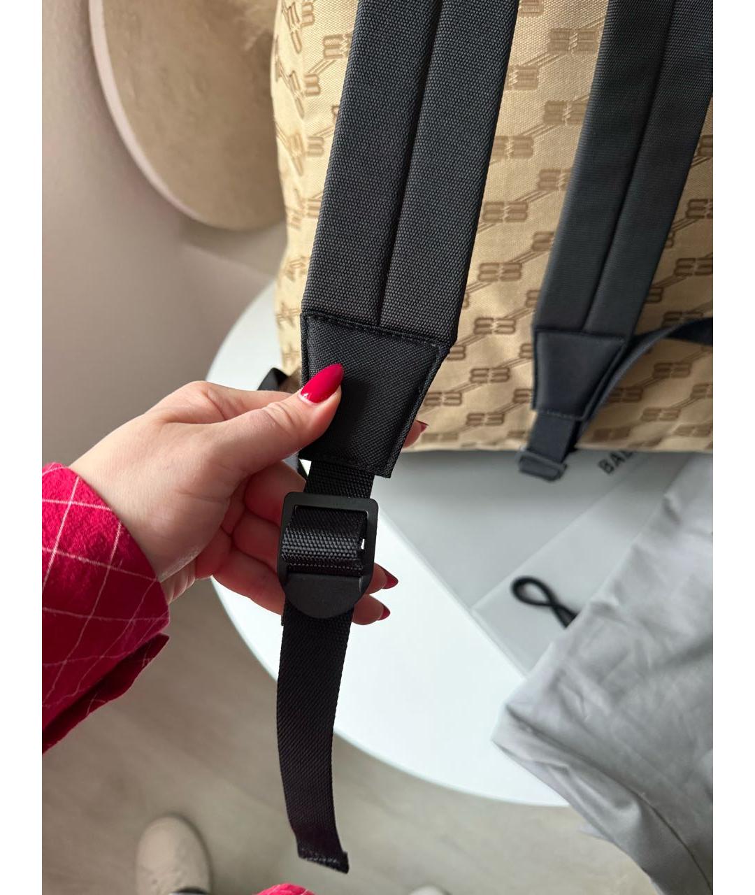 BALENCIAGA Бежевый тканевый рюкзак, фото 3