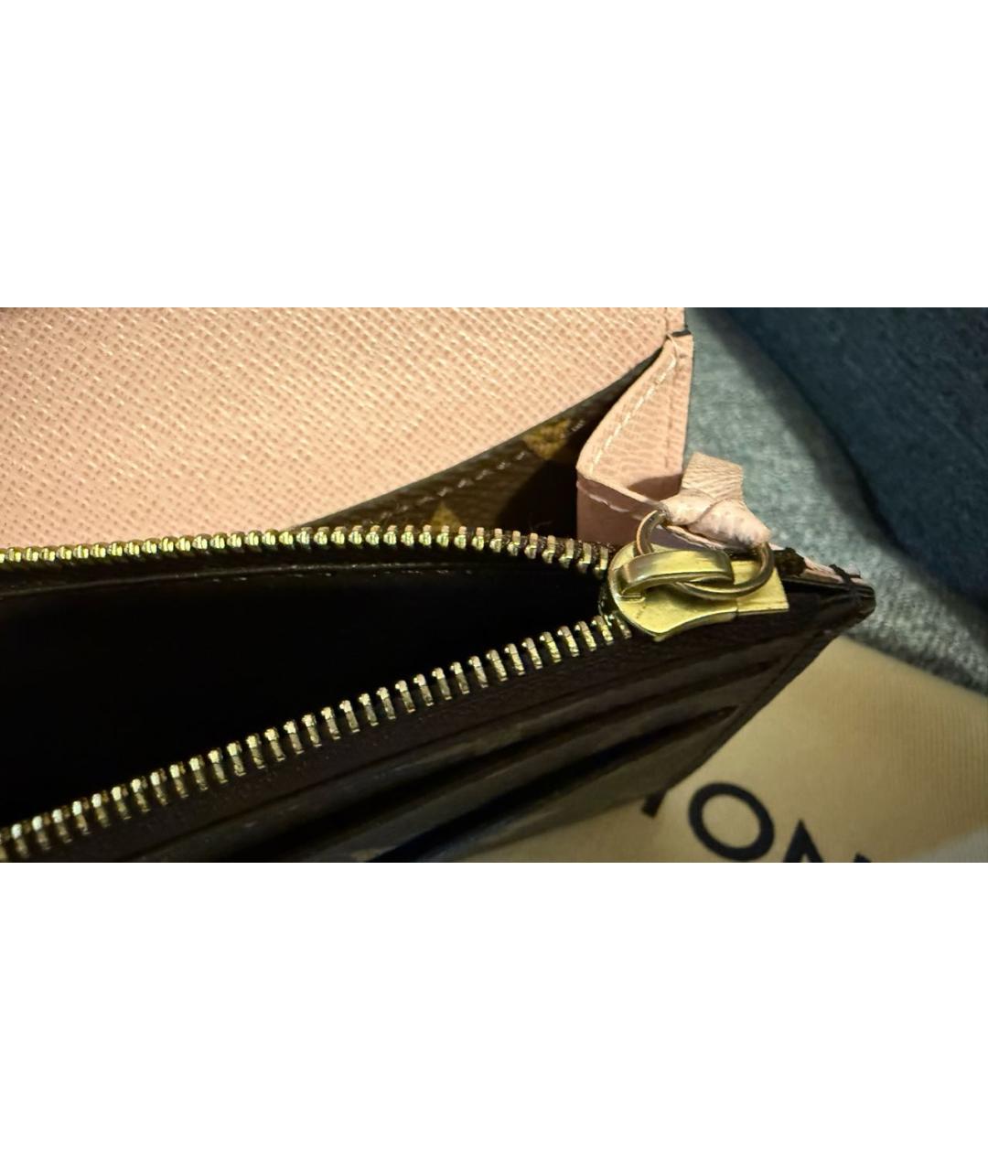 LOUIS VUITTON Коричневый кошелек, фото 6