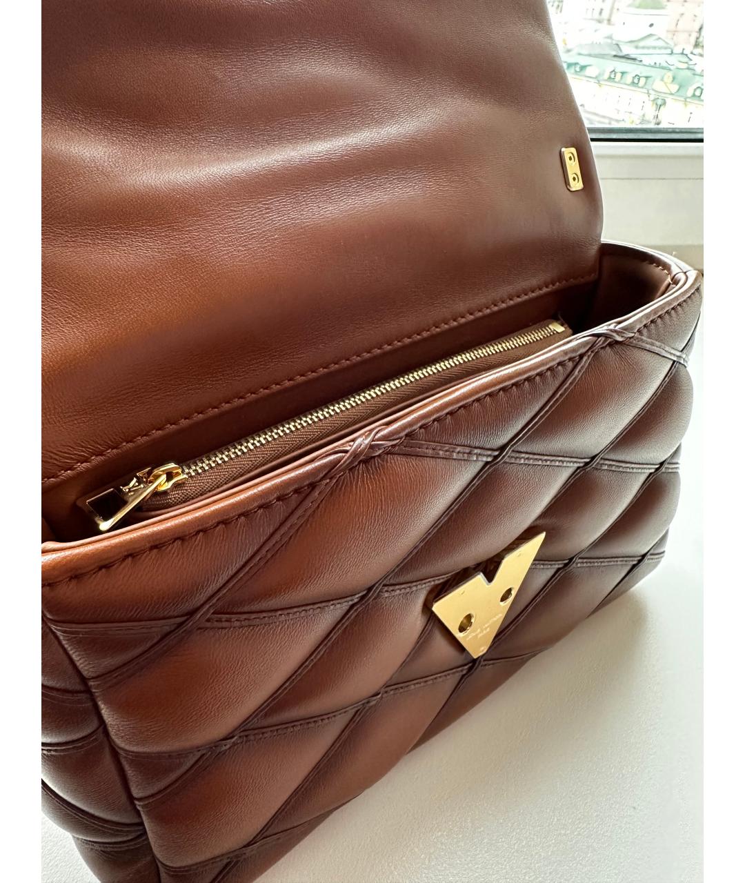 LOUIS VUITTON Коричневая кожаная сумка с короткими ручками, фото 4
