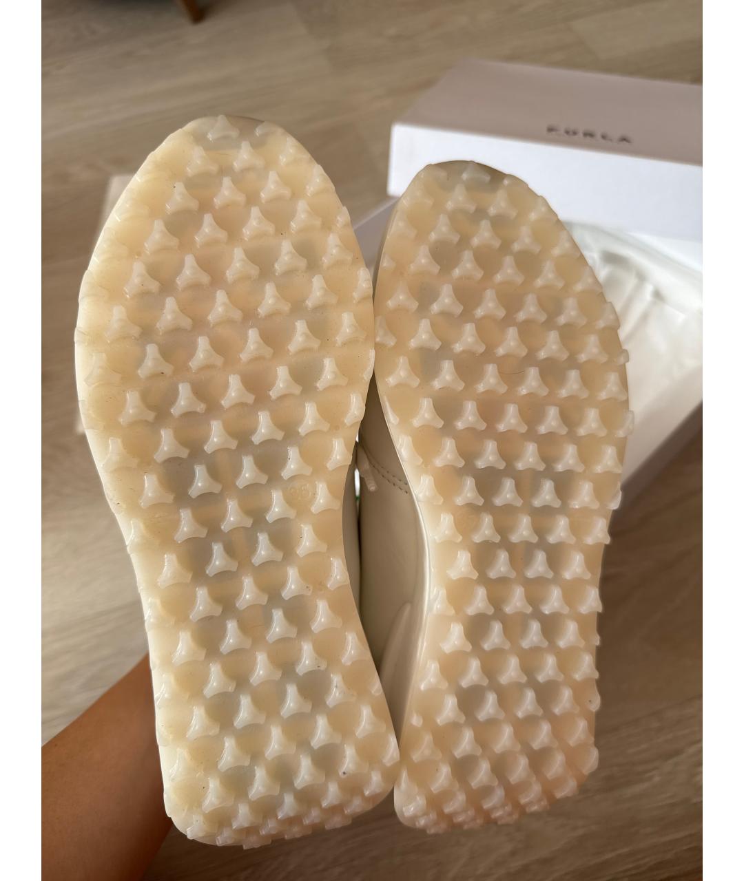 FURLA Белые кожаные кроссовки, фото 4