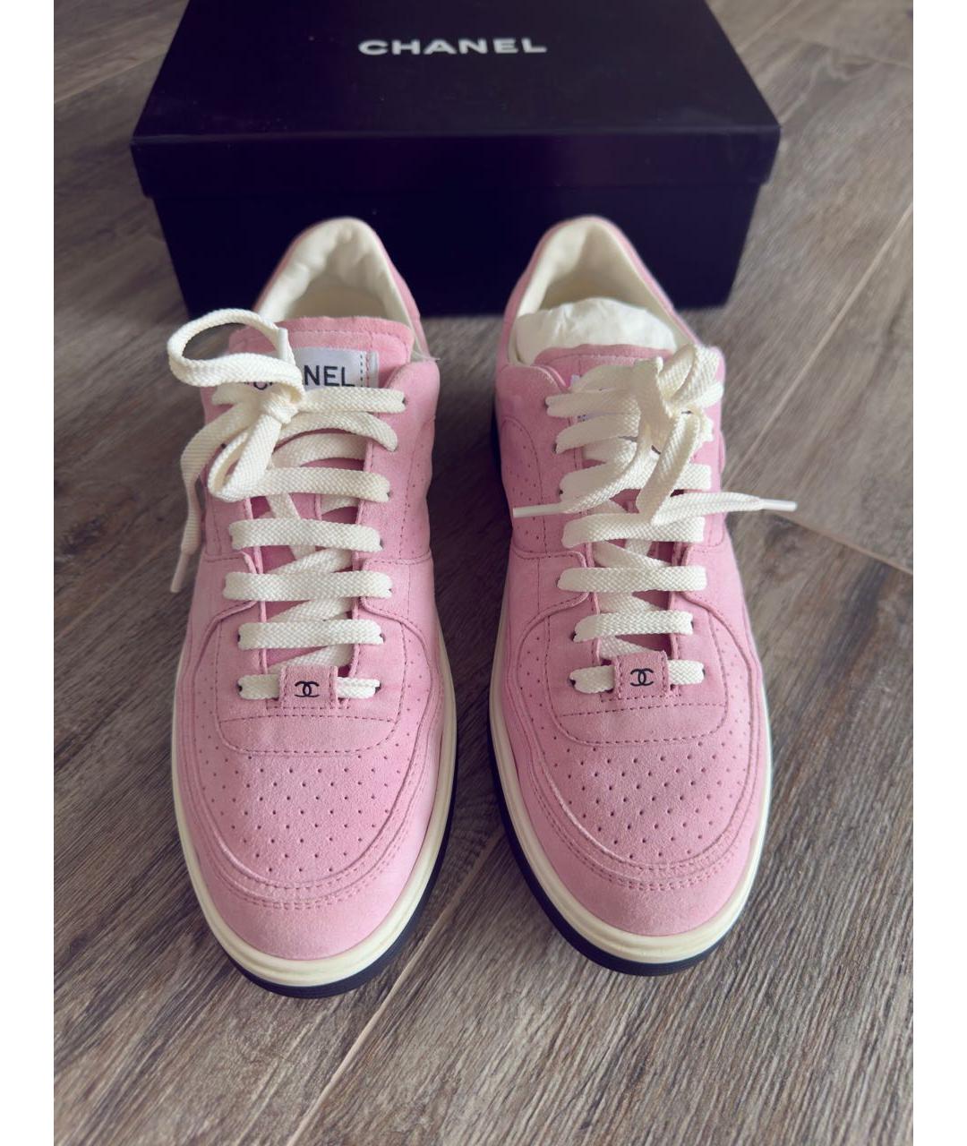CHANEL Розовые замшевые кеды, фото 2