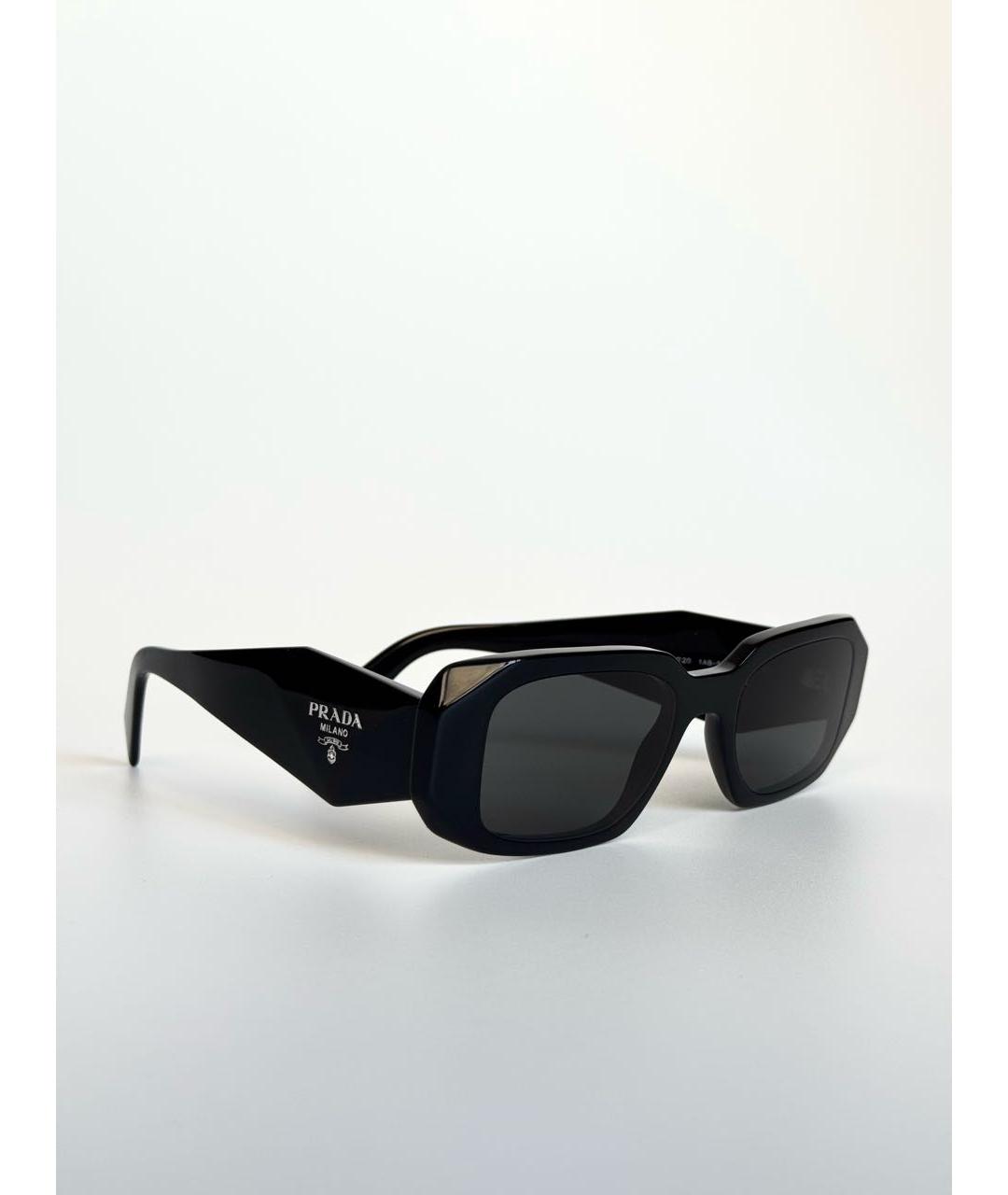 PRADA Черные пластиковые солнцезащитные очки, фото 2