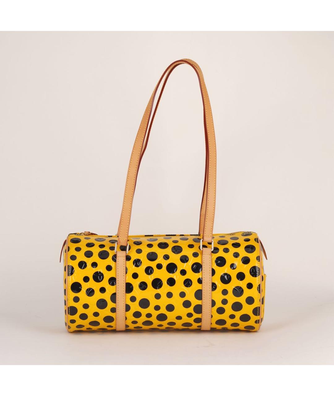 LOUIS VUITTON Желтая сумка с короткими ручками из лакированной кожи, фото 2