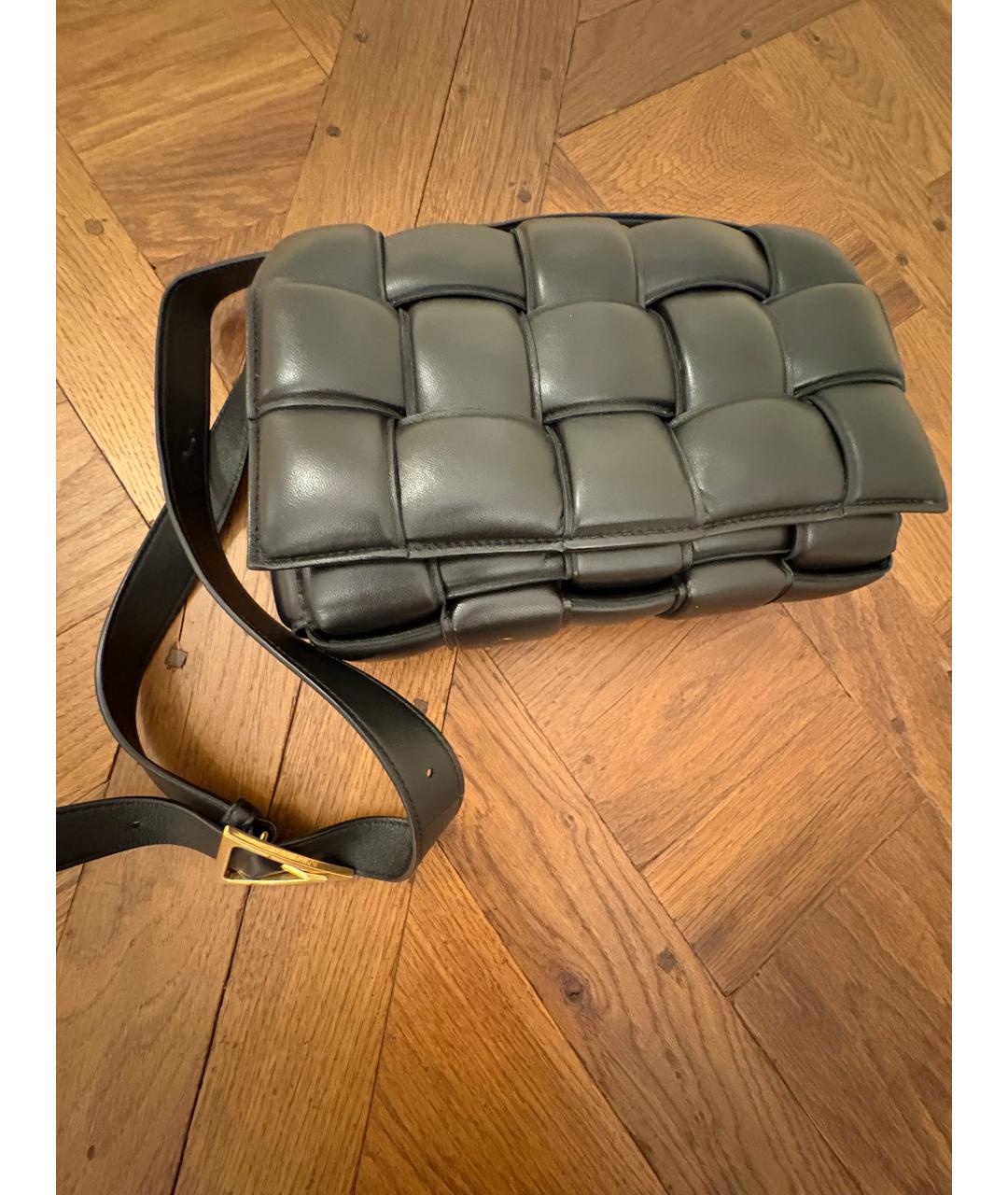 BOTTEGA VENETA Черная кожаная сумка через плечо, фото 4