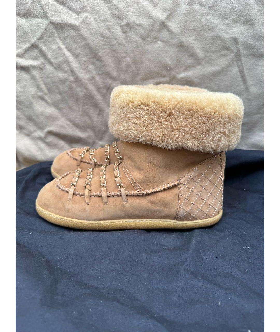 CHANEL Горчичные замшевые полусапоги, фото 3