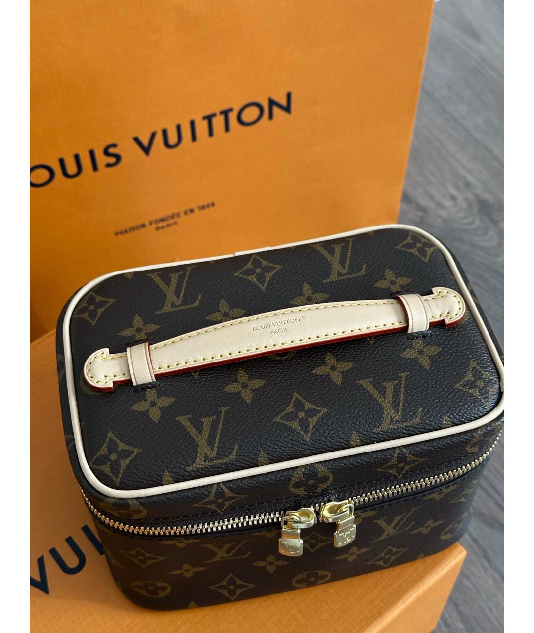 LOUIS VUITTON Кожаная сумка с короткими ручками, фото 6