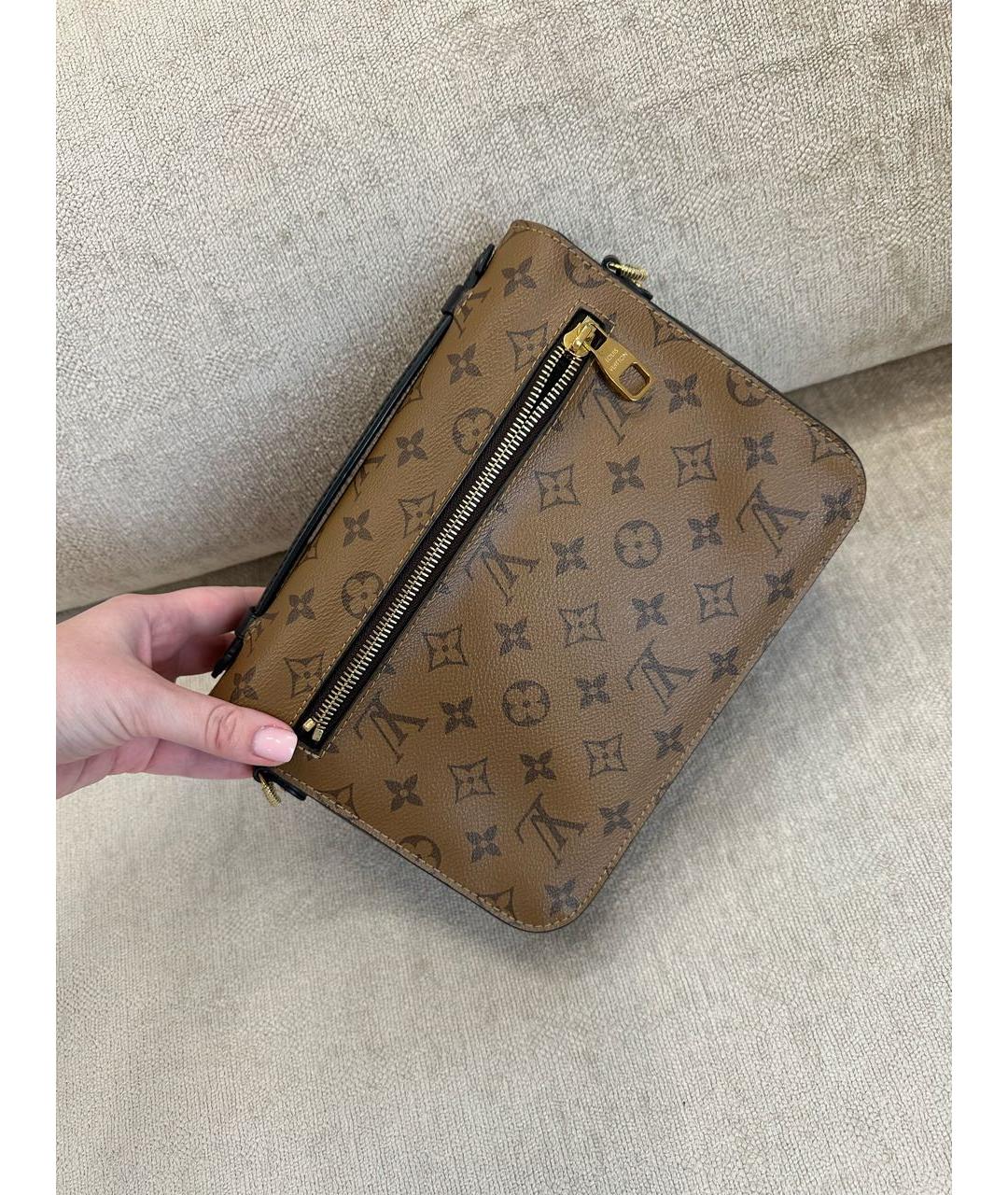 LOUIS VUITTON Коричневая сумка с короткими ручками, фото 3