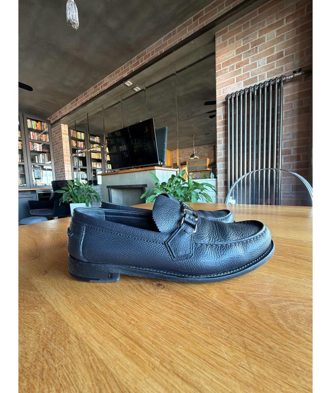 LOUIS VUITTON Черные кожаные лоферы, фото 7