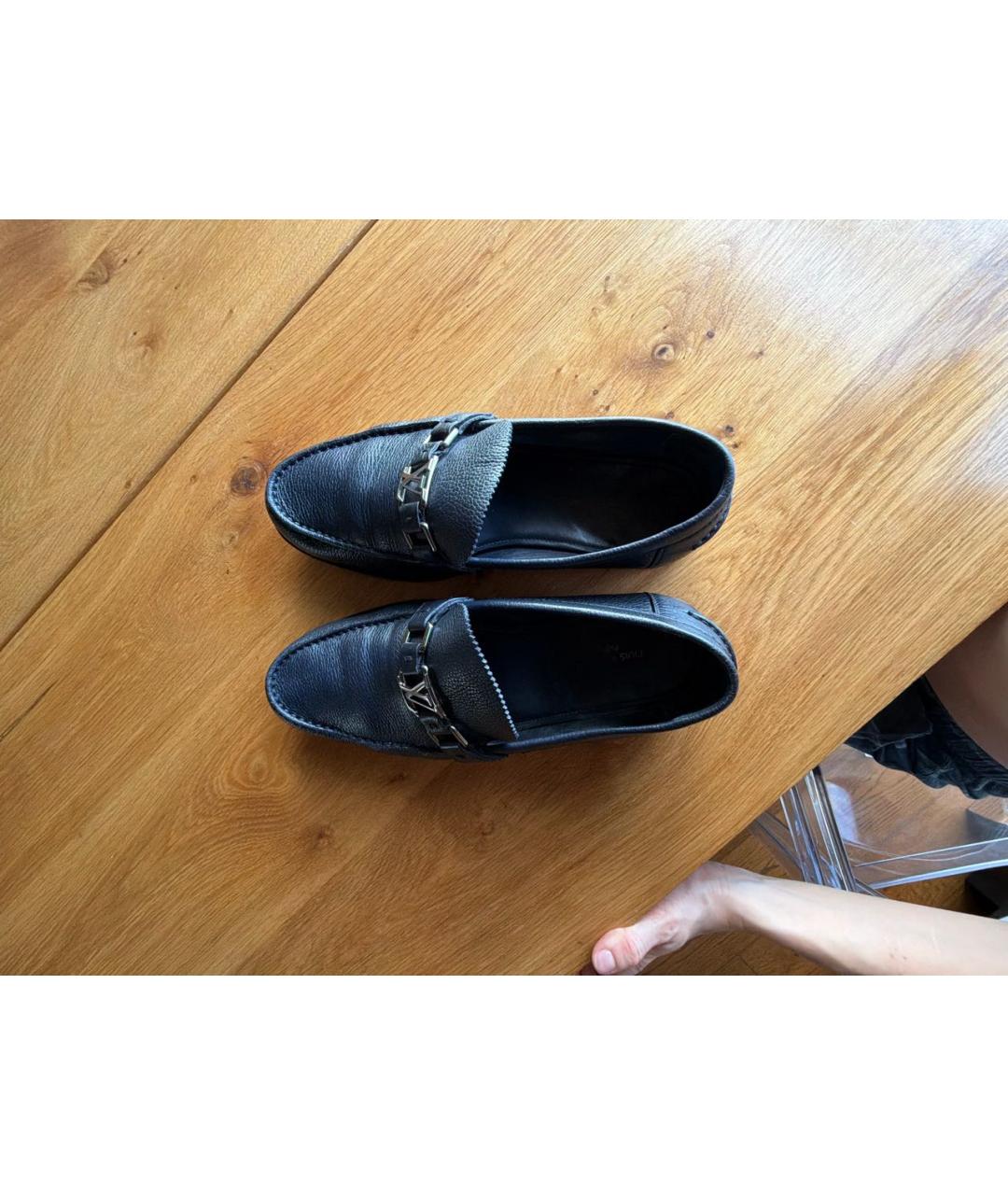 LOUIS VUITTON Черные кожаные лоферы, фото 3