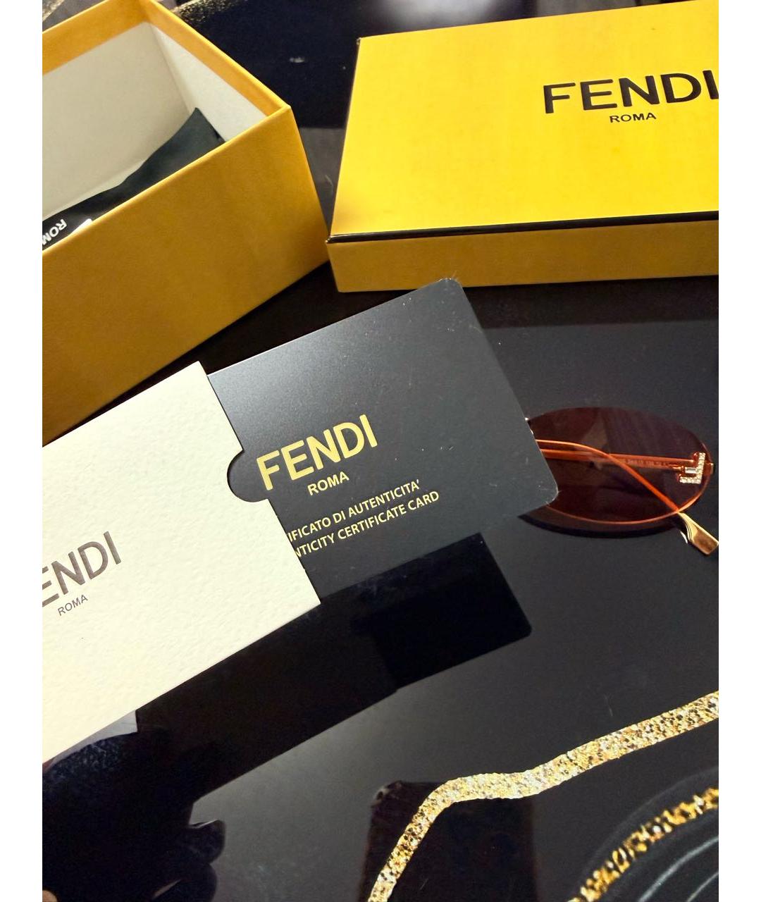 FENDI Золотые металлические солнцезащитные очки, фото 5