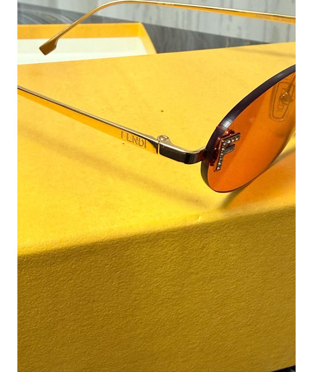 FENDI Золотые металлические солнцезащитные очки, фото 3