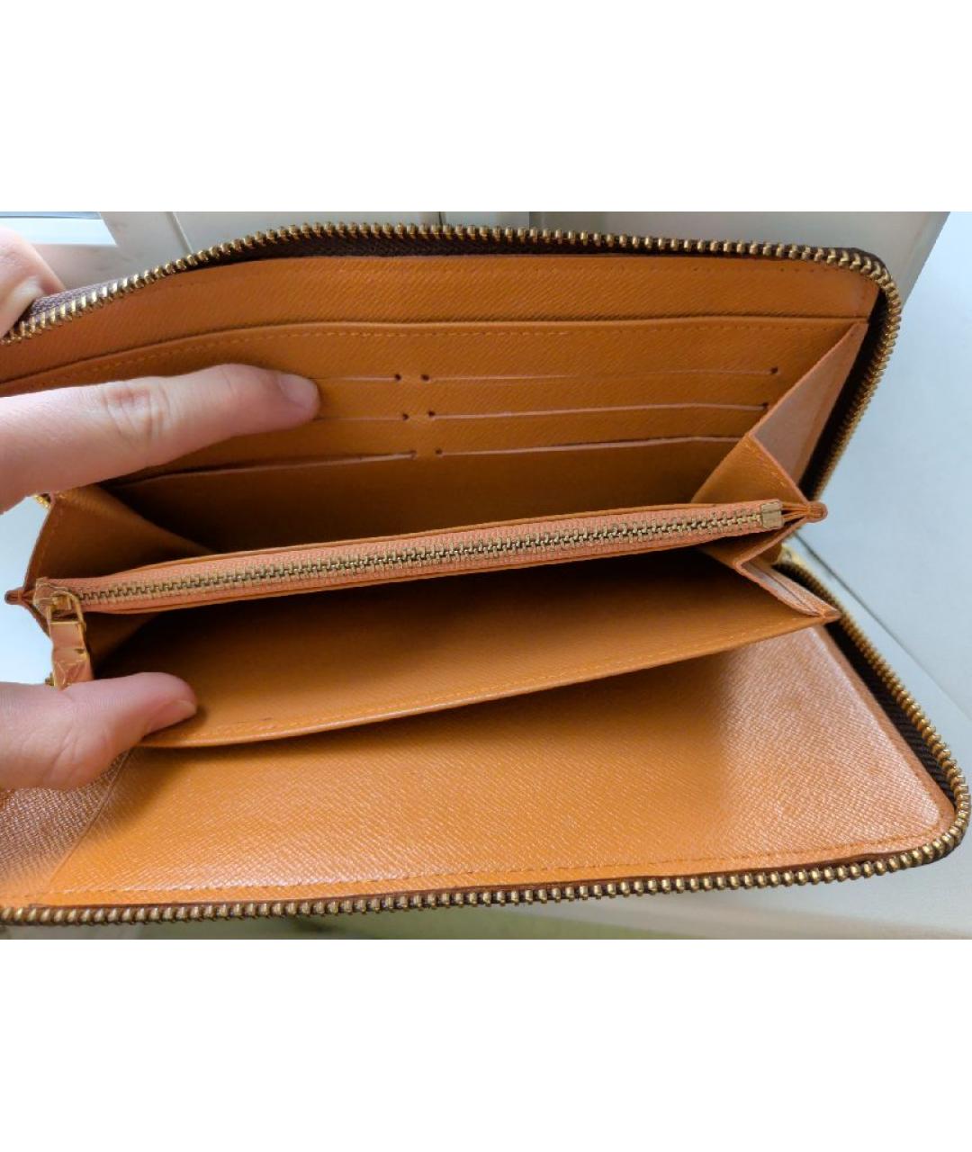 LOUIS VUITTON Коричневый кошелек, фото 3