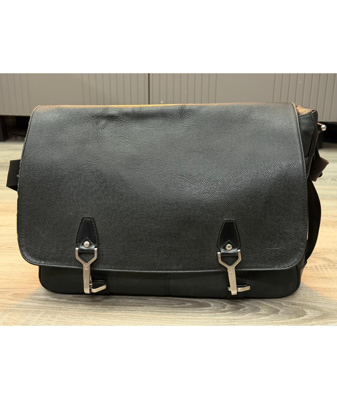 LOUIS VUITTON Антрацитовая кожаная сумка на плечо, фото 2