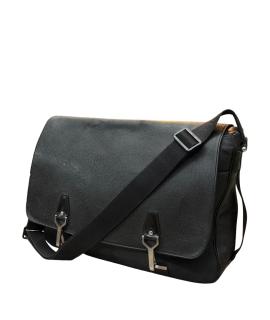 LOUIS VUITTON Сумка на плечо