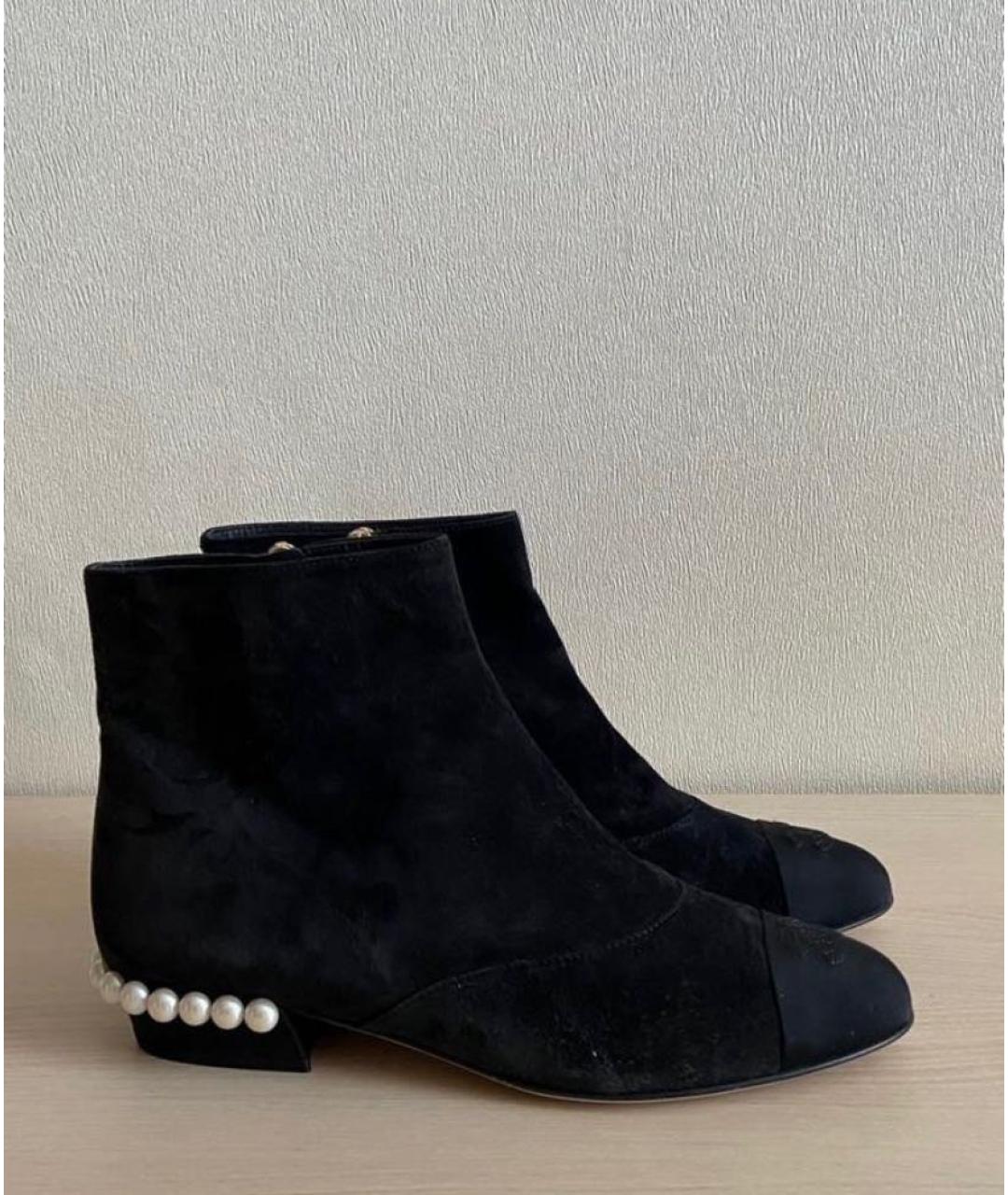 CHANEL Черные замшевые полусапоги, фото 5