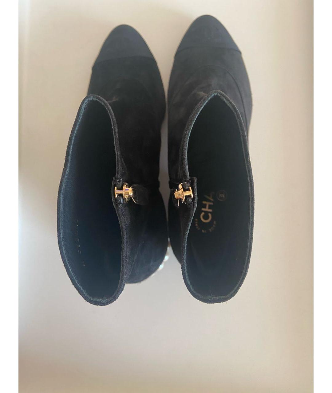 CHANEL Черные замшевые полусапоги, фото 3