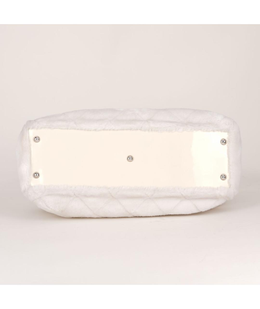 CHANEL Белая меховая сумка тоут, фото 7