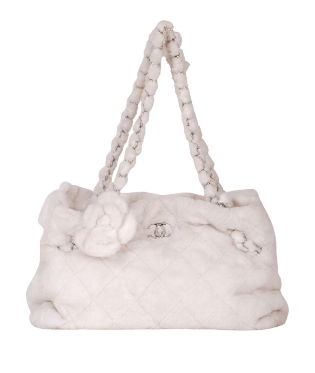 CHANEL Белая меховая сумка тоут, фото 1