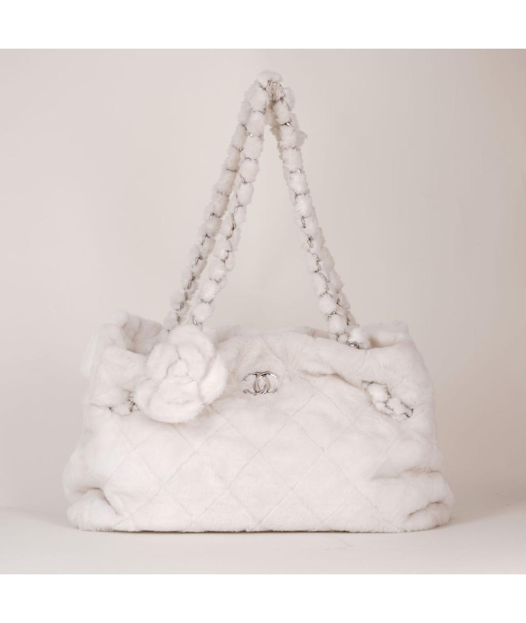 CHANEL Белая меховая сумка тоут, фото 4