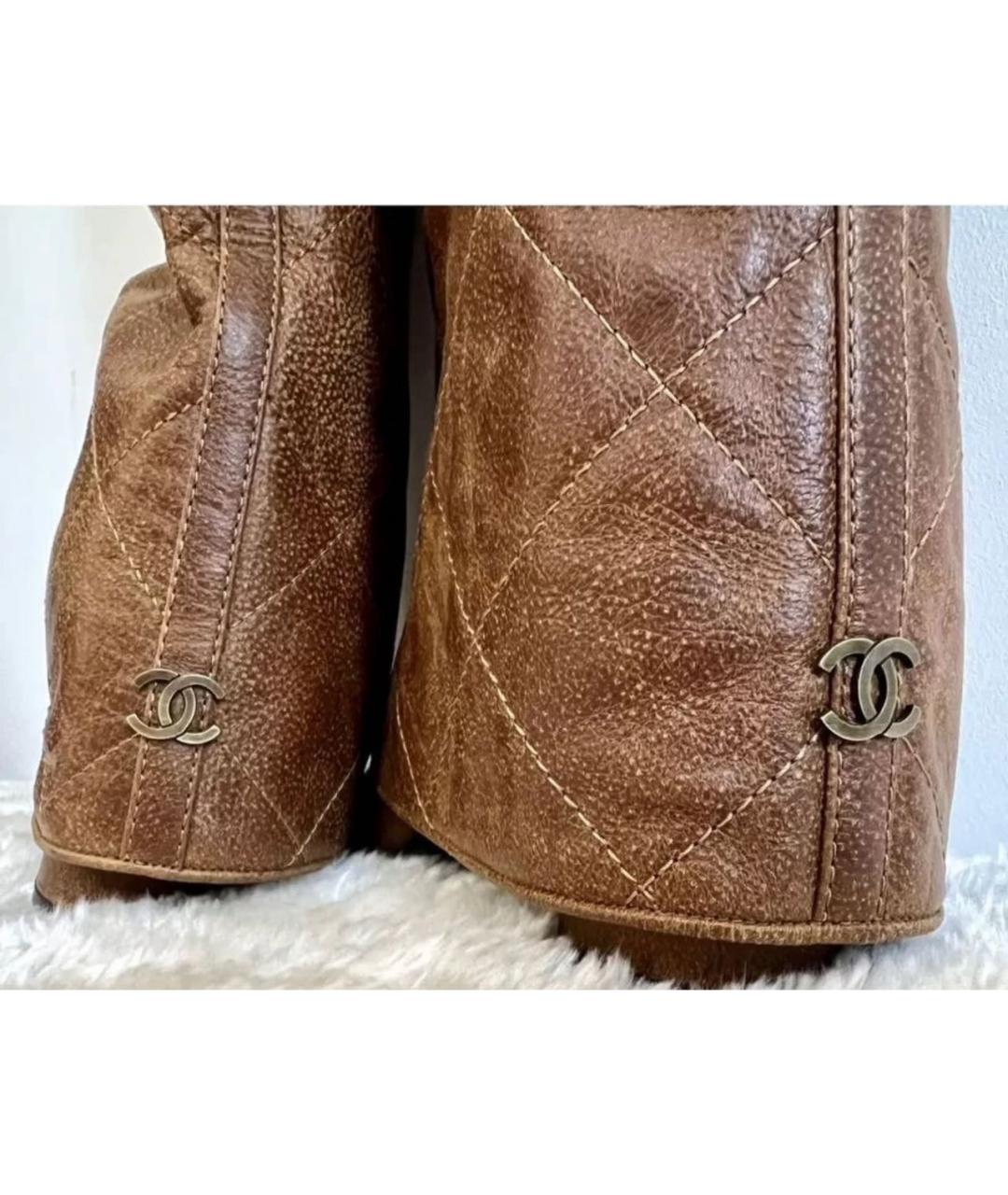 CHANEL Коричневые кожаные сапоги, фото 4