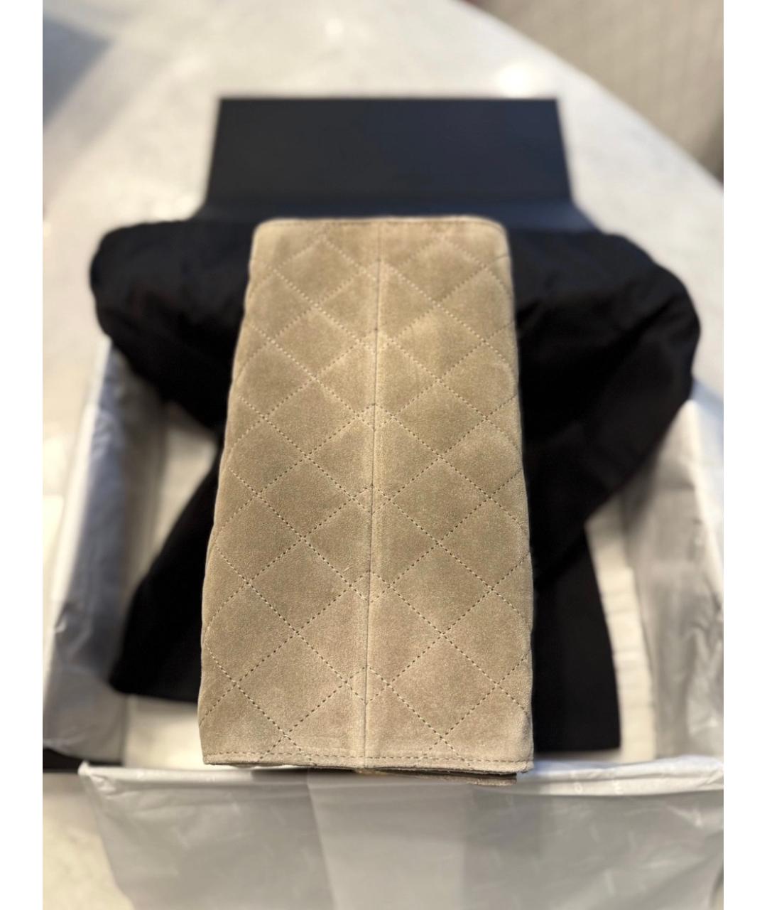 CHANEL Бежевая замшевая сумка через плечо, фото 7