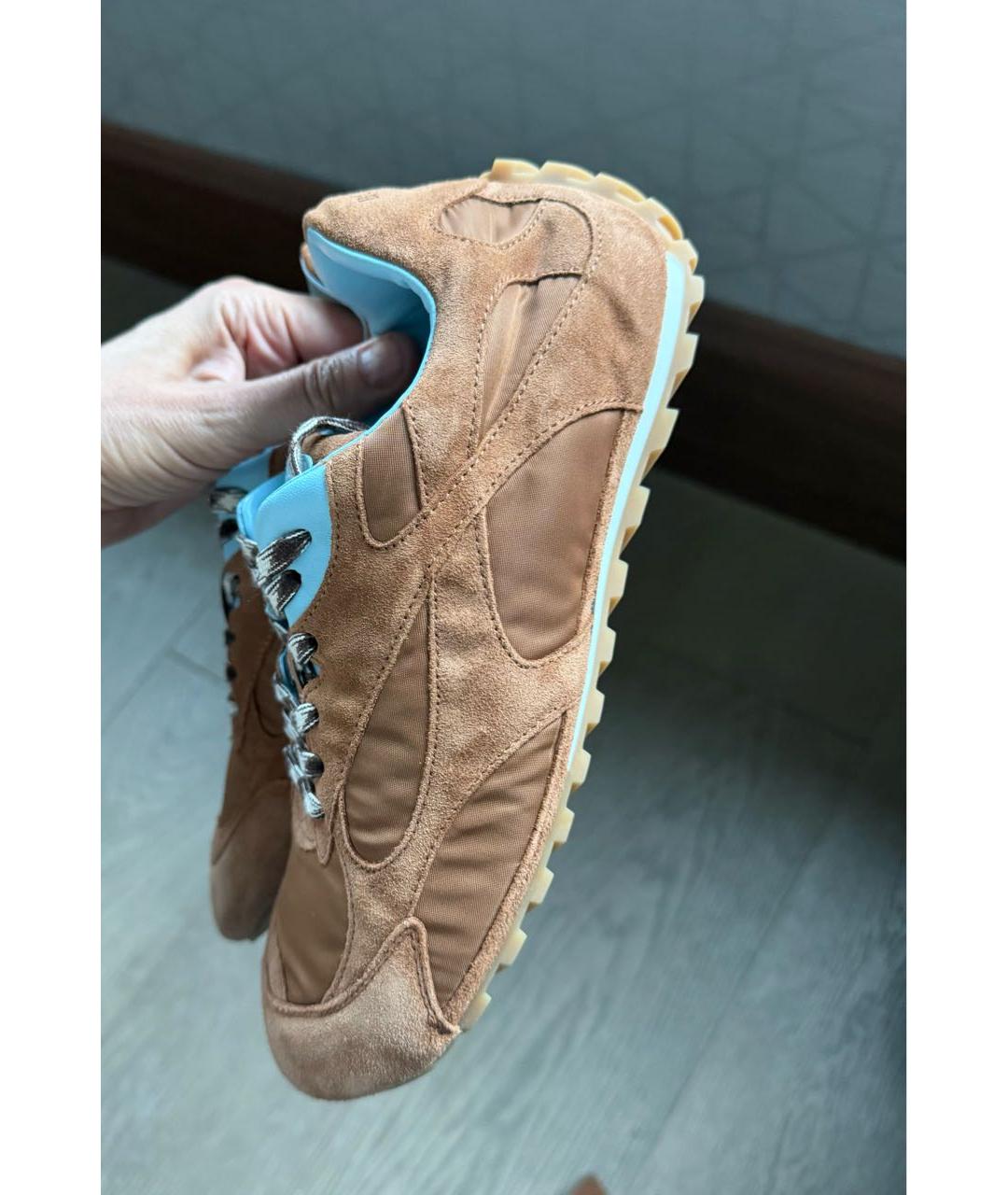 BOTTEGA VENETA Коричневые замшевые кроссовки, фото 3