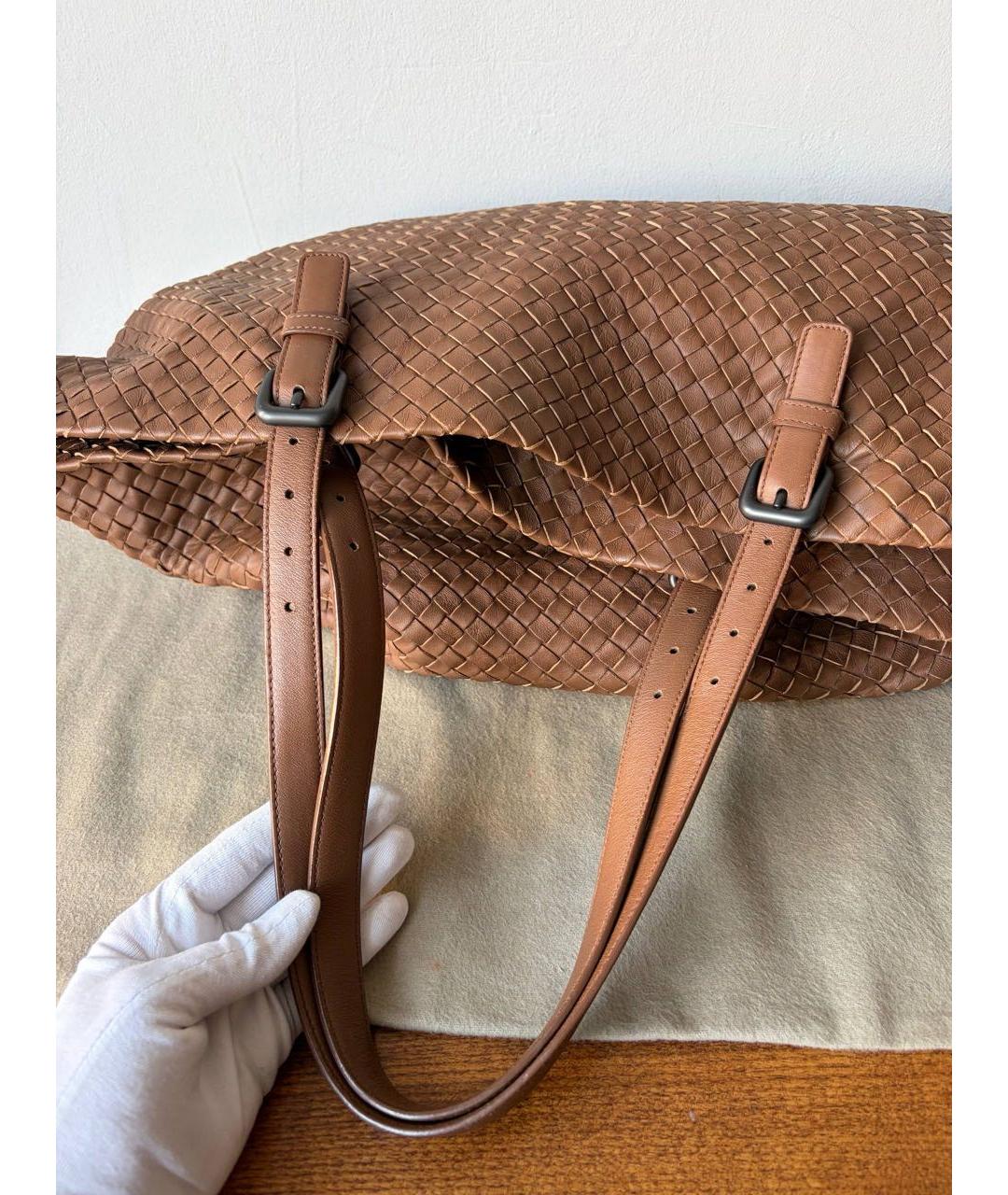 BOTTEGA VENETA Коричневая кожаная сумка тоут, фото 6