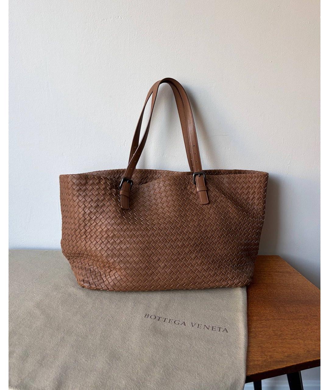 BOTTEGA VENETA Коричневая кожаная сумка тоут, фото 9