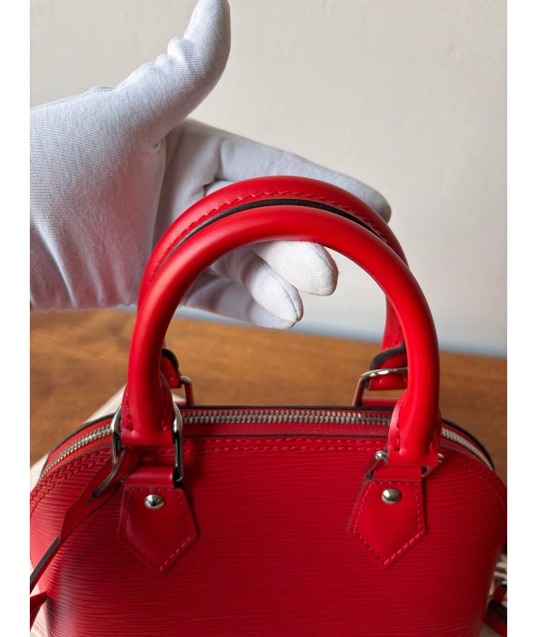 LOUIS VUITTON Красная кожаная сумка с короткими ручками, фото 6