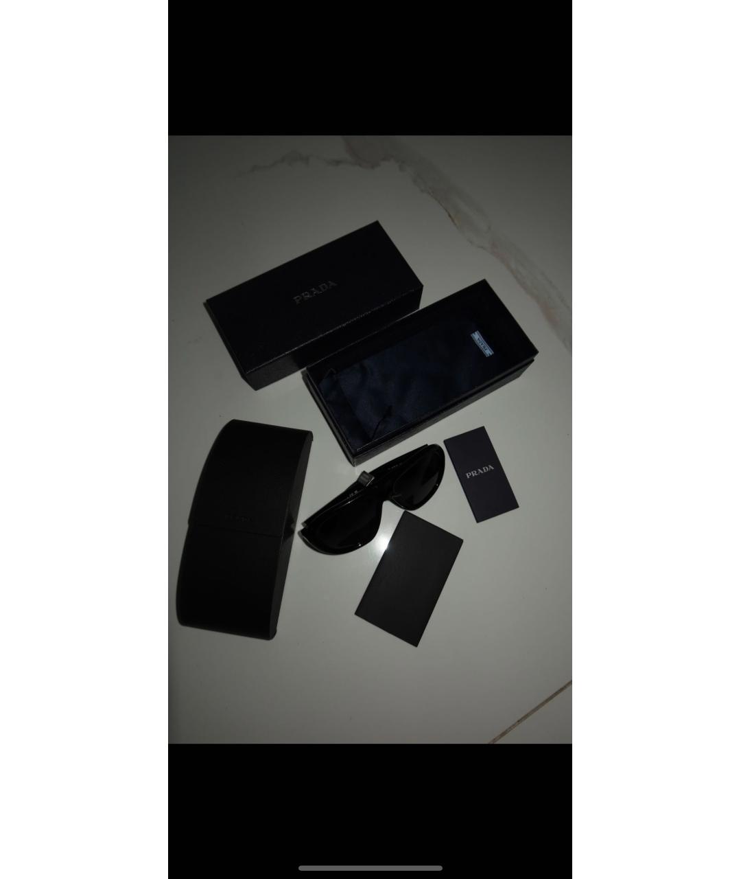 PRADA Черные пластиковые солнцезащитные очки, фото 4