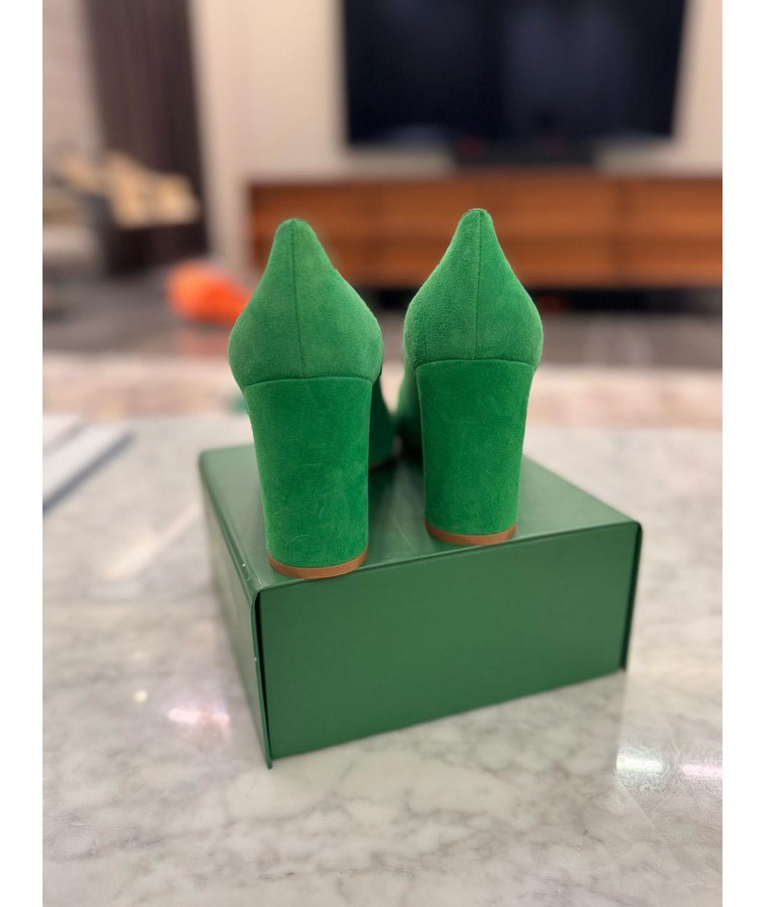GIANVITO ROSSI Зеленые замшевые туфли, фото 4