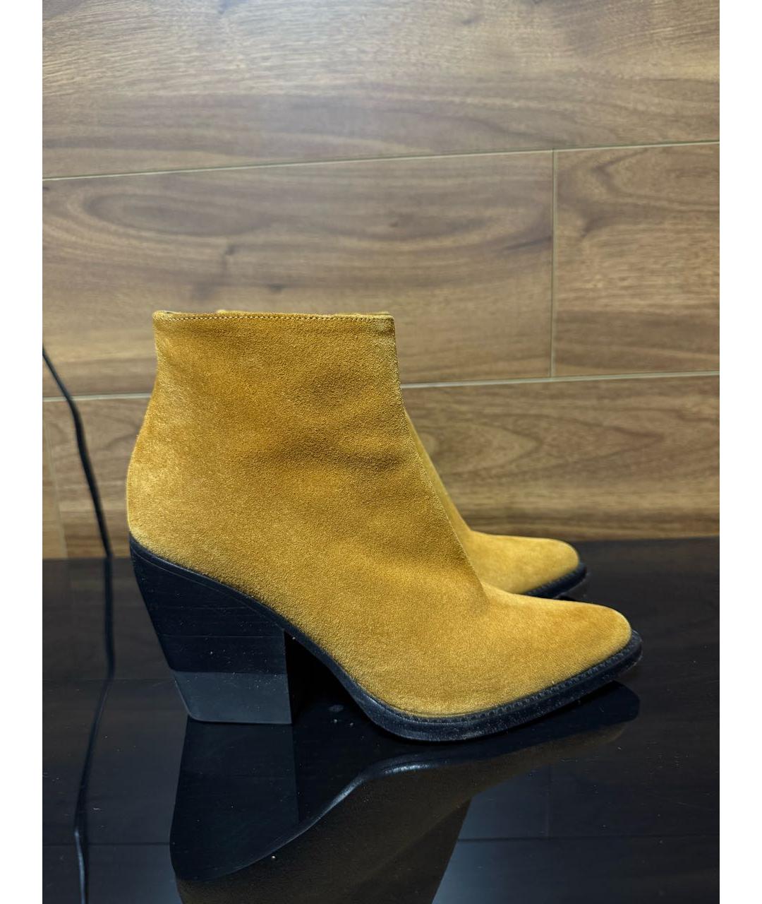 CHLOE Горчичные замшевые ботильоны, фото 8