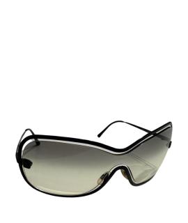 CHANEL Солнцезащитные очки