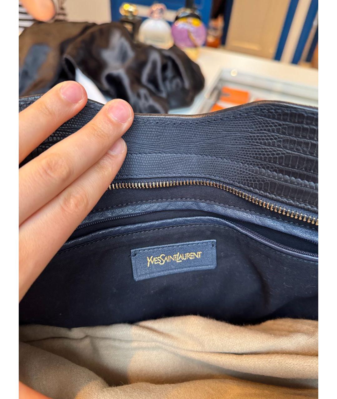 SAINT LAURENT Темно-синяя кожаная сумка с короткими ручками, фото 7