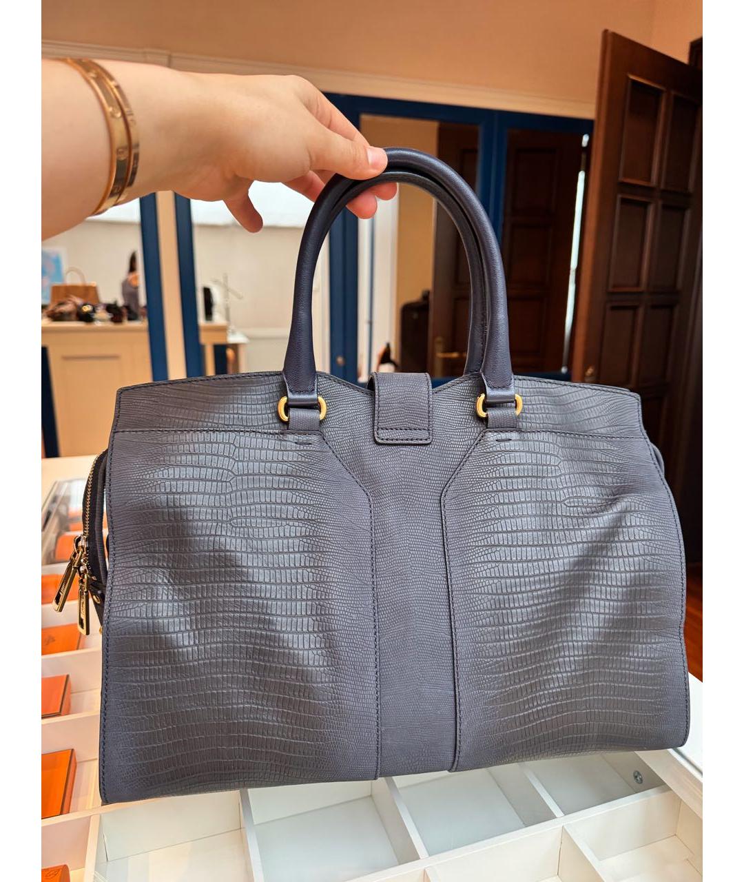 SAINT LAURENT Темно-синяя кожаная сумка с короткими ручками, фото 2