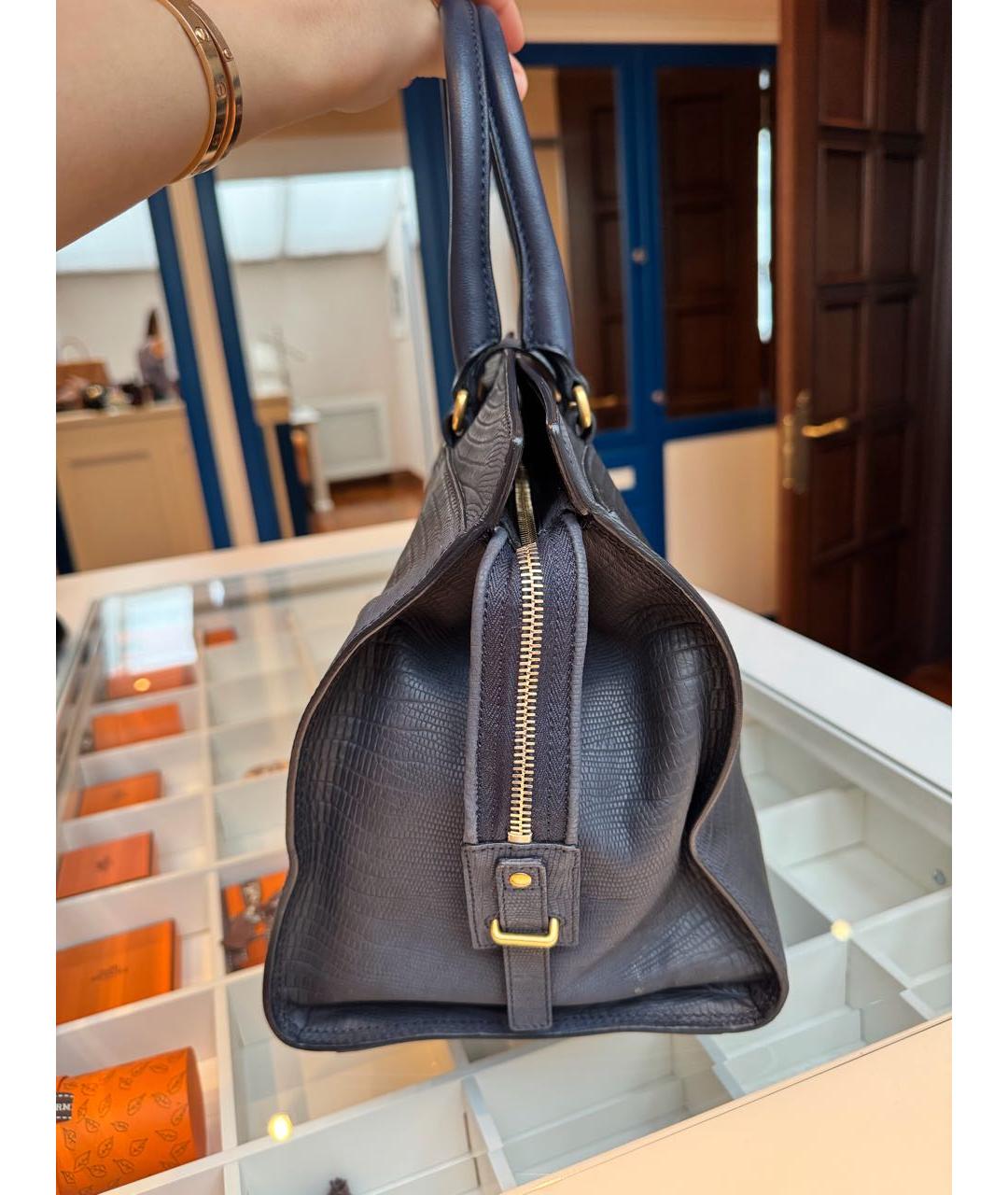 SAINT LAURENT Темно-синяя кожаная сумка с короткими ручками, фото 3