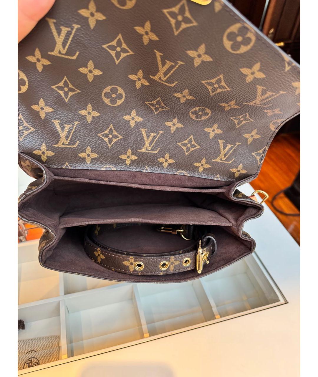 LOUIS VUITTON Коричневая сумка с короткими ручками, фото 3