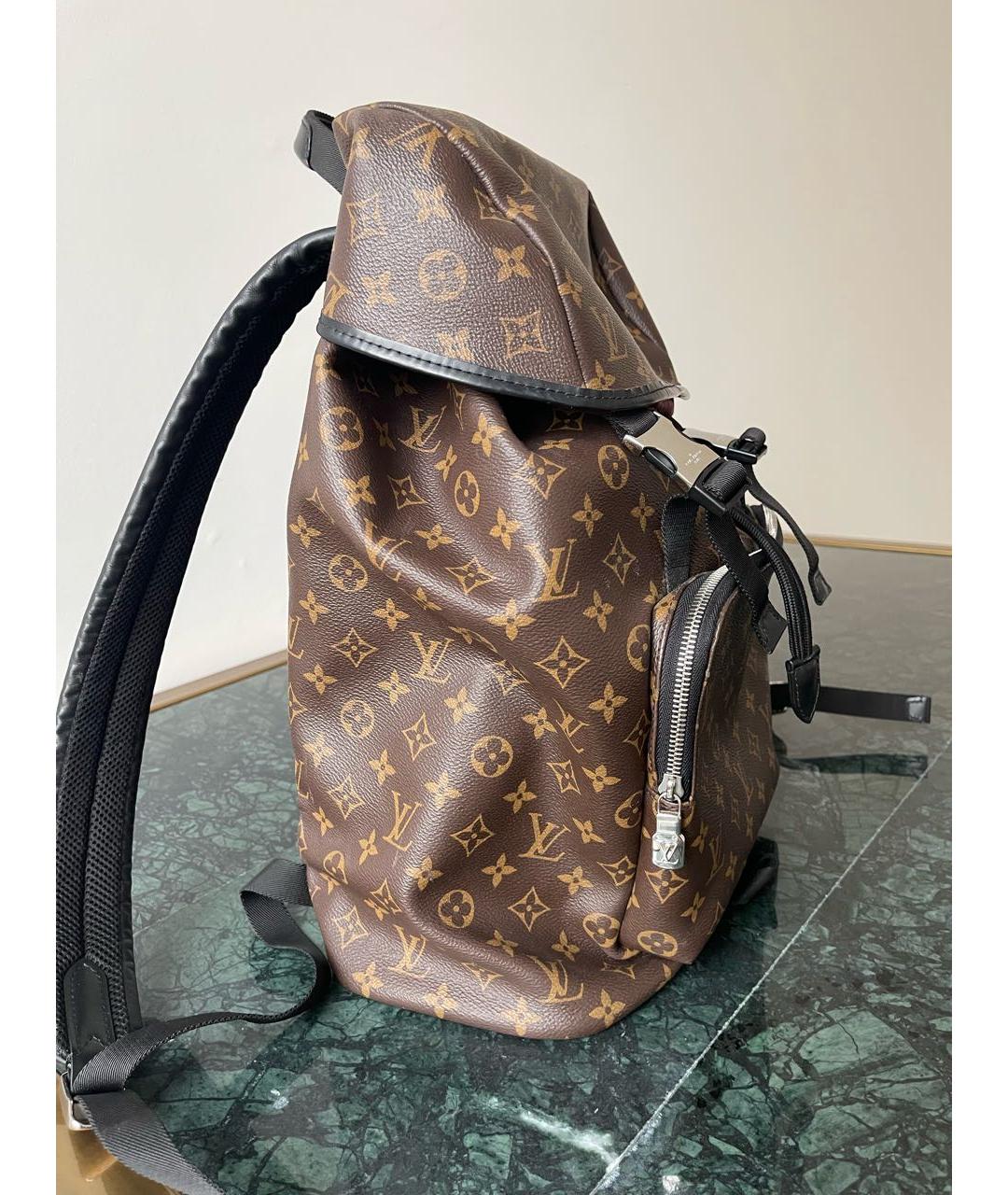 LOUIS VUITTON Коричневый рюкзак, фото 2