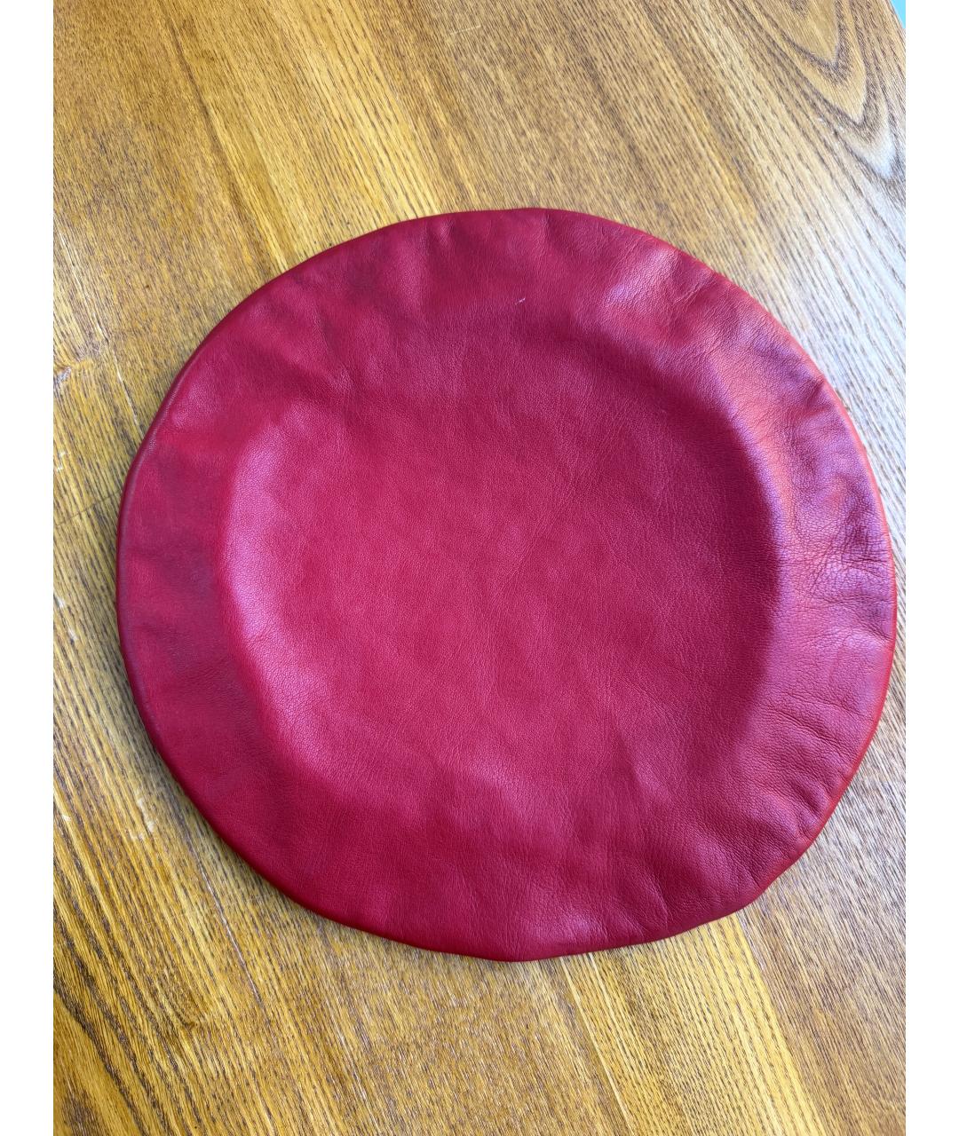 GUCCI Красная кожаная шапка, фото 3