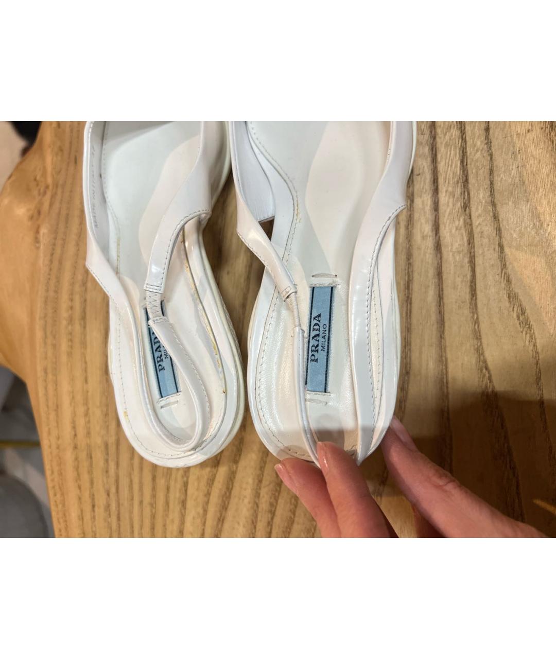 PRADA Белые кожаные балетки, фото 5