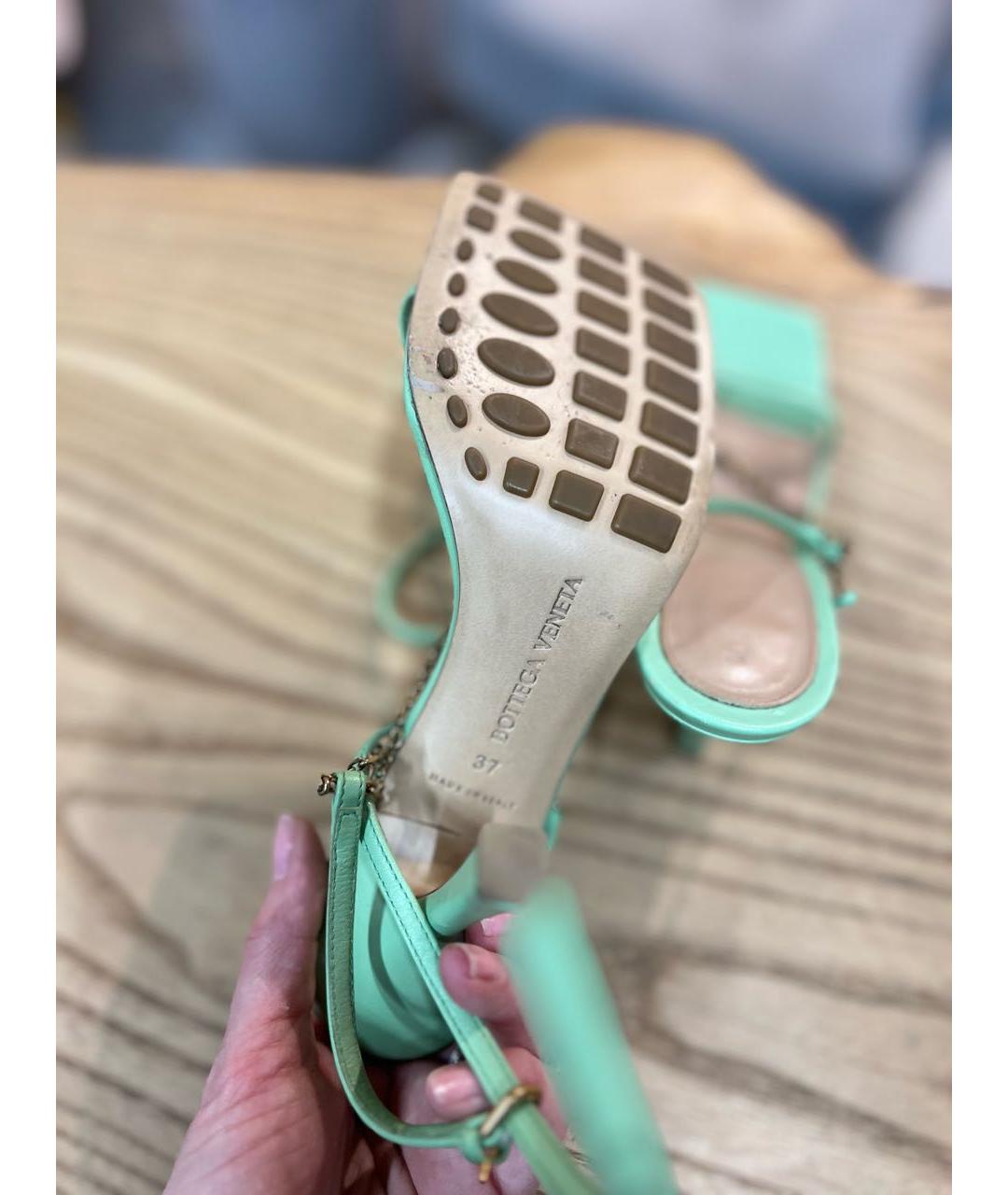 BOTTEGA VENETA Желтые кожаные босоножки, фото 5