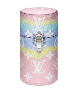 LOUIS VUITTON Косметичка