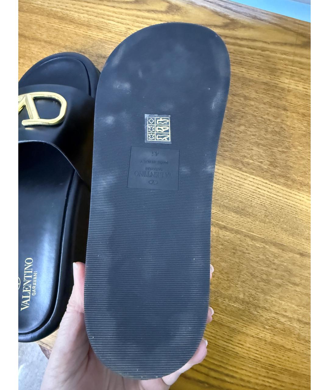 VALENTINO Черные кожаные шлепанцы, фото 6