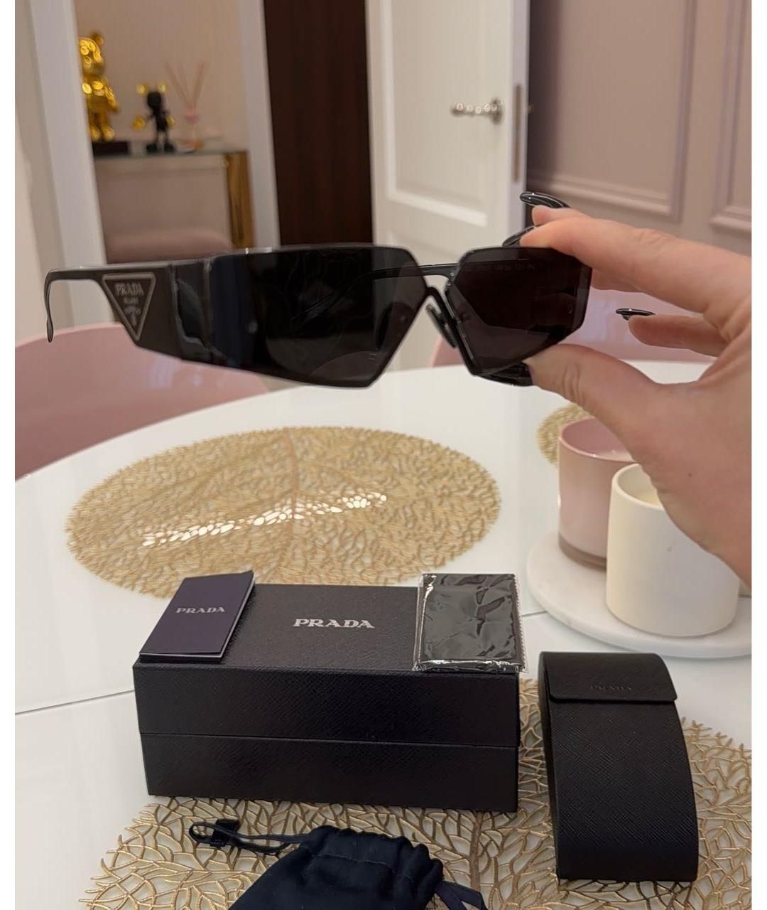 PRADA Черные солнцезащитные очки, фото 3