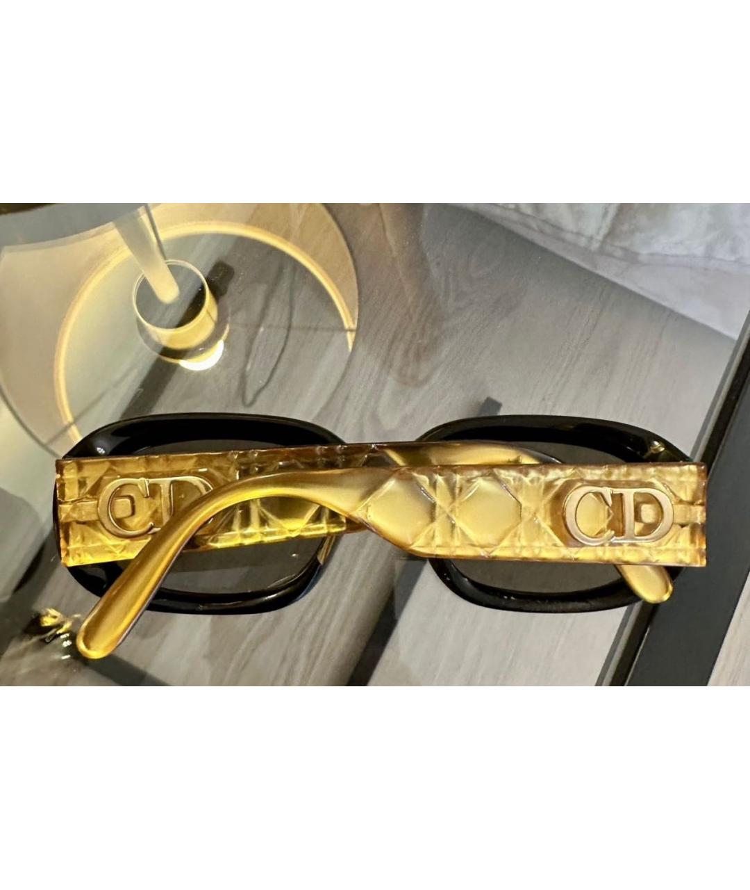 CHRISTIAN DIOR Золотые пластиковые солнцезащитные очки, фото 3