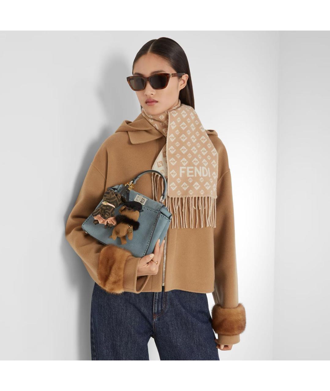 FENDI Голубая кожаная сумка с короткими ручками, фото 2