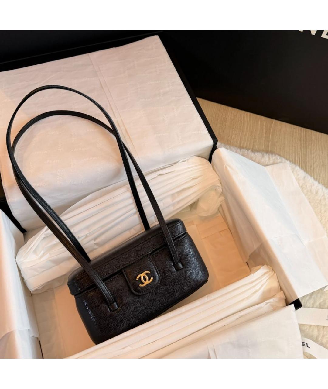 CHANEL Черная кожаная сумка через плечо, фото 5