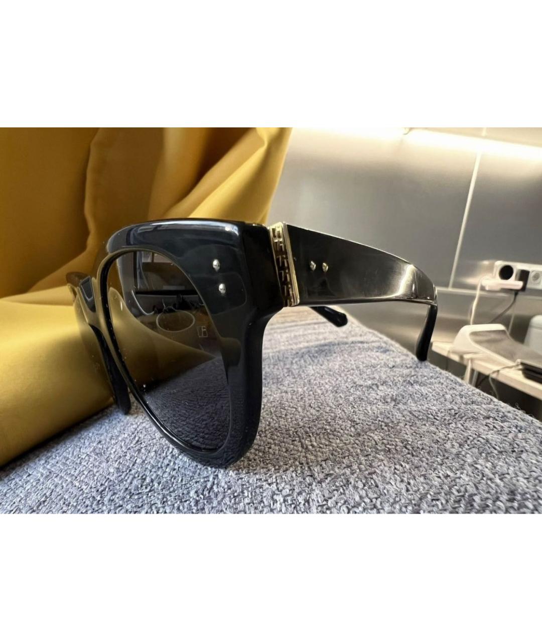 LINDA FARROW Черные пластиковые солнцезащитные очки, фото 2