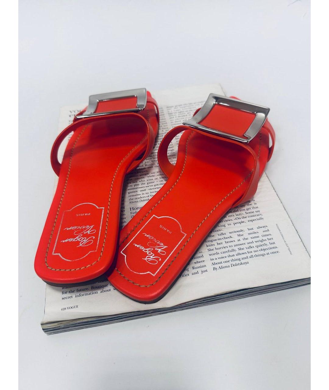 ROGER VIVIER Коралловые кожаные босоножки, фото 3